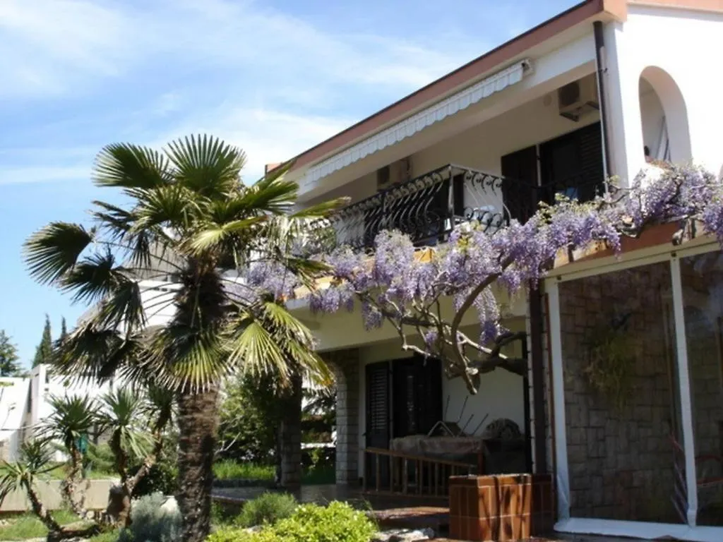 Beachfront Apartment 4526-2 Punat 0*,  Croatia