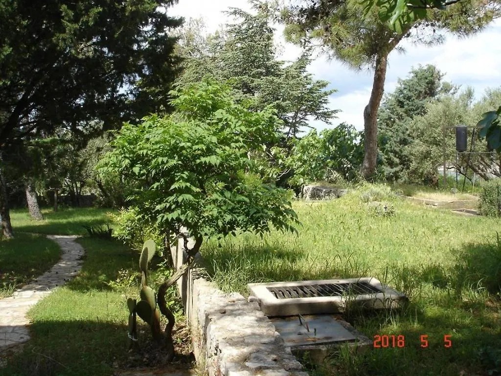 Beachfront Apartment 4526-2 Punat